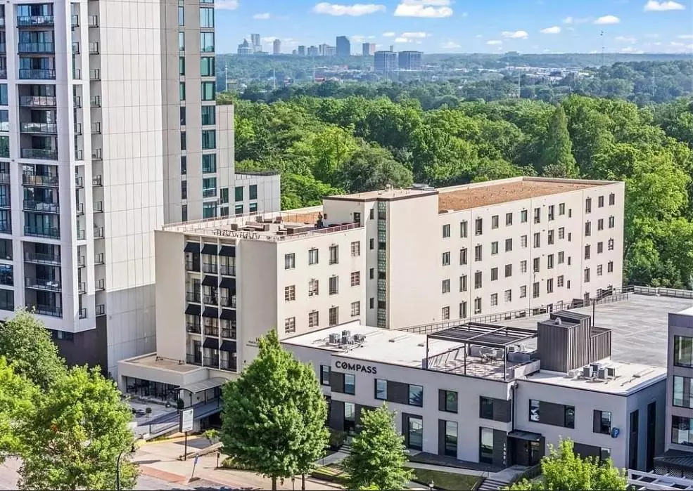 Atlanta, GA 30309,1421 PEACHTREE ST NE #303