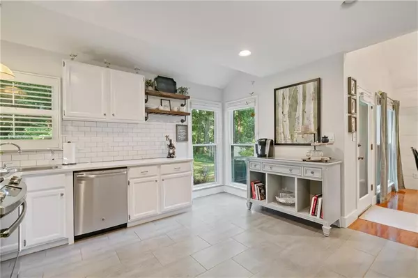 Roswell, GA 30075,409 Roswell Green LN