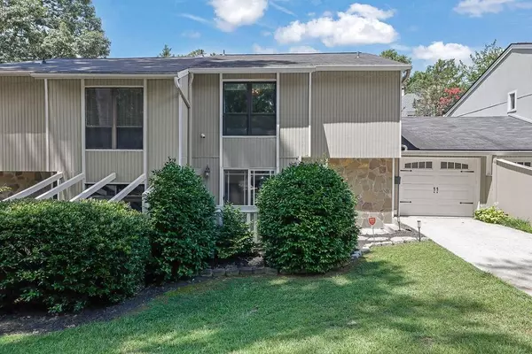Brookhaven, GA 30319,2312 Colonial DR NE