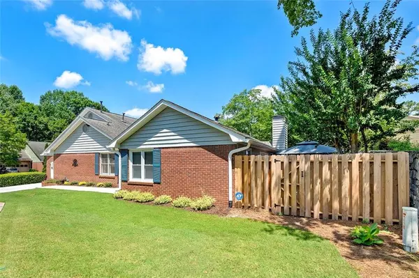 Peachtree Corners, GA 30092,6307 Deerings HOLW