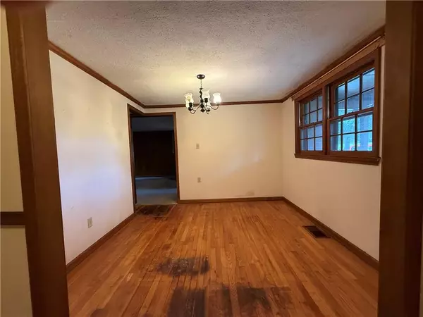Conyers, GA 30012,1601 Parker DR NE