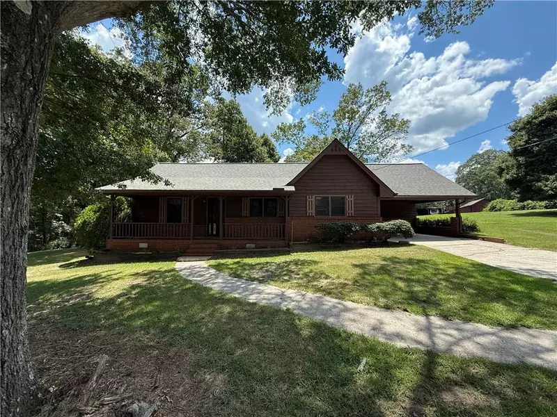 1601 Parker DR NE, Conyers, GA 30012