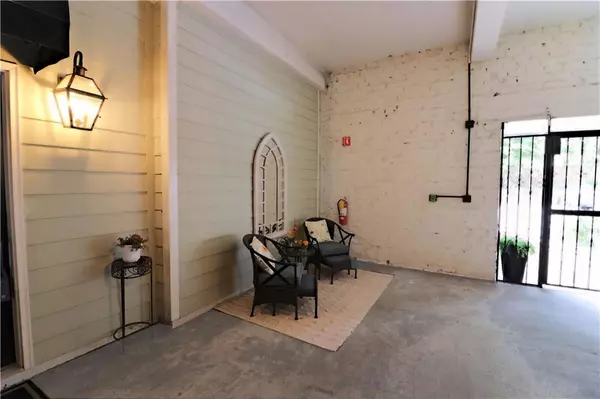 Atlanta, GA 30306,1026 Saint Charles AVE NE #15