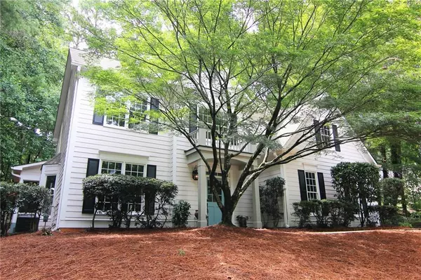 6935 Black Fox LN, Cumming, GA 30040