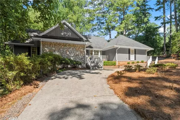 Atlanta, GA 30350,8390 Valley Tarn