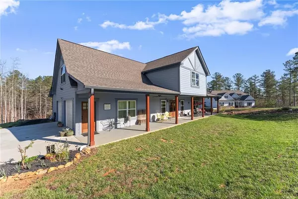 Dahlonega, GA 30533,121 Station Gap
