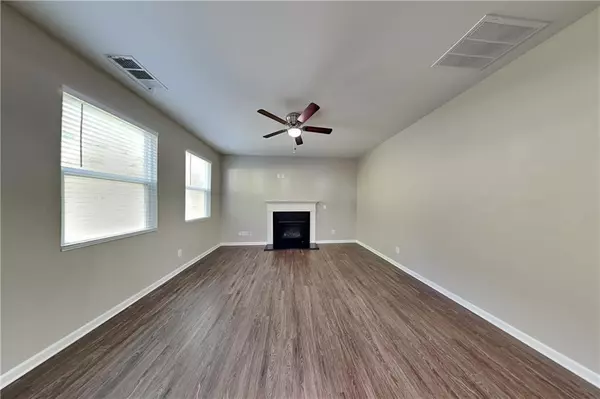 Acworth, GA 30102,311 High Water CT