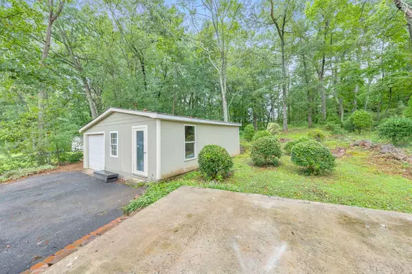 Marietta, GA 30062,1556 Smithwood DR