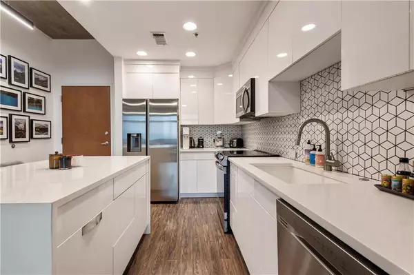 Atlanta, GA 30305,250 Pharr RD NE #1116