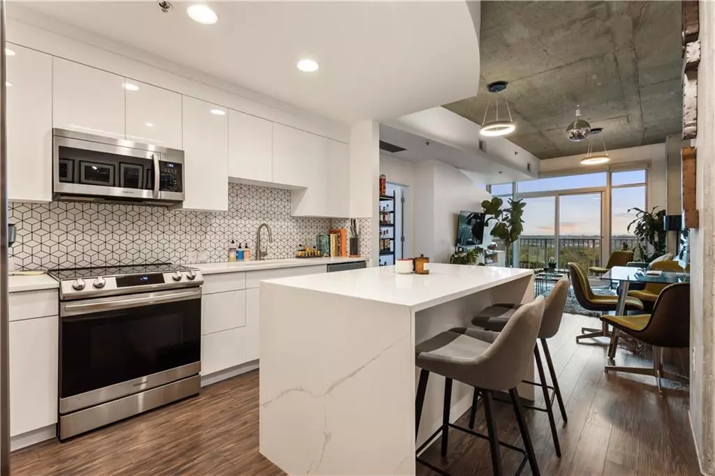 Atlanta, GA 30305,250 Pharr RD NE #1116