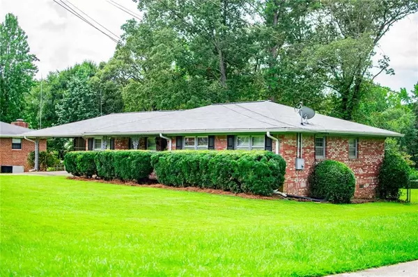 Mableton, GA 30126,1711 Seayes RD SW