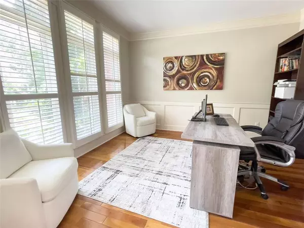 Roswell, GA 30075,710 DEVON HILL CT