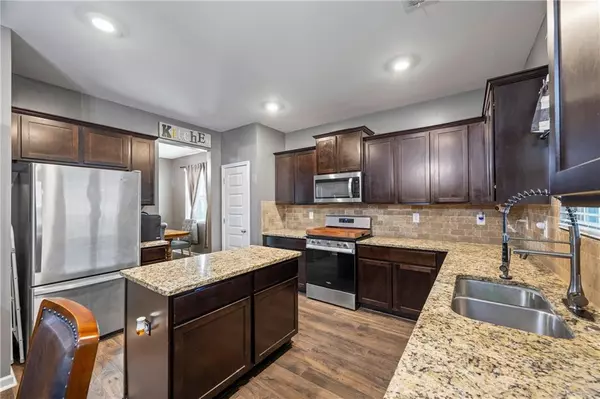Loganville, GA 30052,548 Azalea Bloom DR