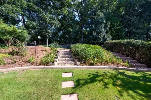 Johns Creek, GA 30022,5060 Cinnabar DR