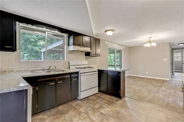 Douglasville, GA 30135,6274 Pine Frost DR