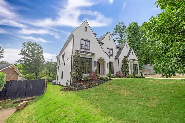 Alpharetta, GA 30009,459 Karen DR