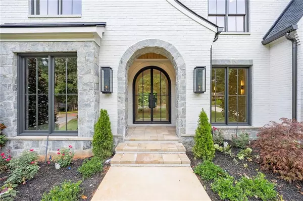 Alpharetta, GA 30009,459 Karen DR