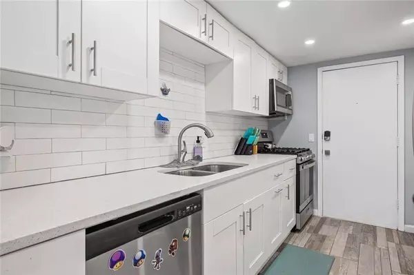 Atlanta, GA 30328,6851 Roswell RD #E-4