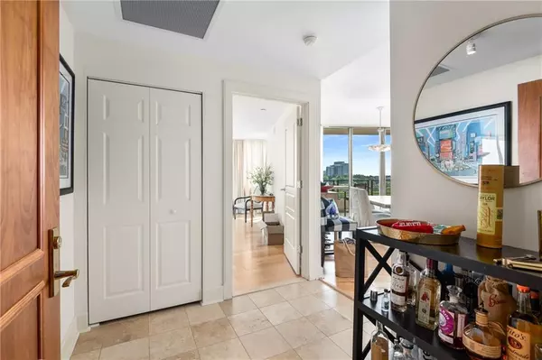 Atlanta, GA 30326,700 Park Regency PL NE #1906