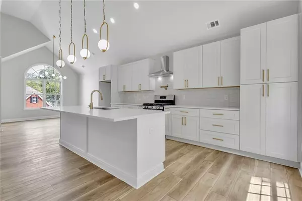 Atlanta, GA 30331,3752 Cranford CT SW