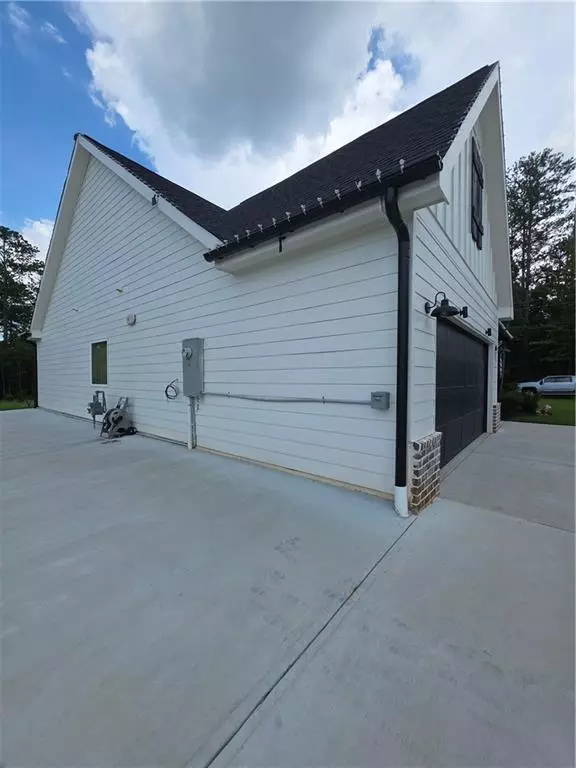 Buchanan, GA 30113,15 Willow Leaf DR