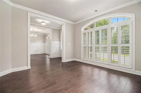 Alpharetta, GA 30004,840 Central Park Ovlk