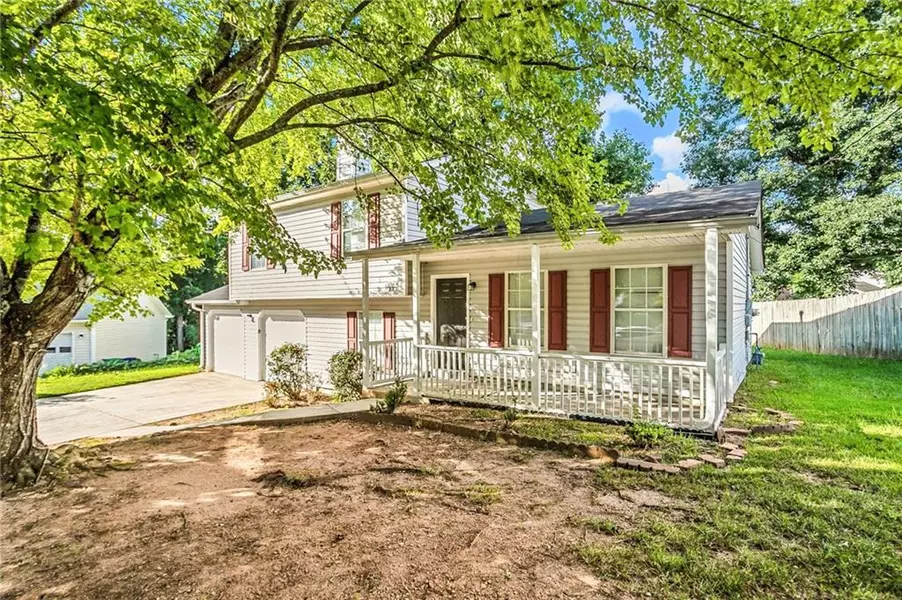 2123 Lown Farm LN, Lithonia, GA 30058