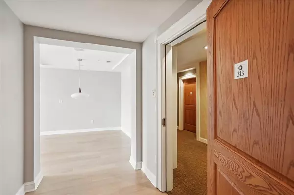 Atlanta, GA 30313,250 Park Avenue West NW #313