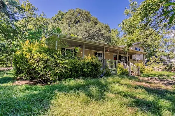 Conyers, GA 30094,926 Bell RD SE