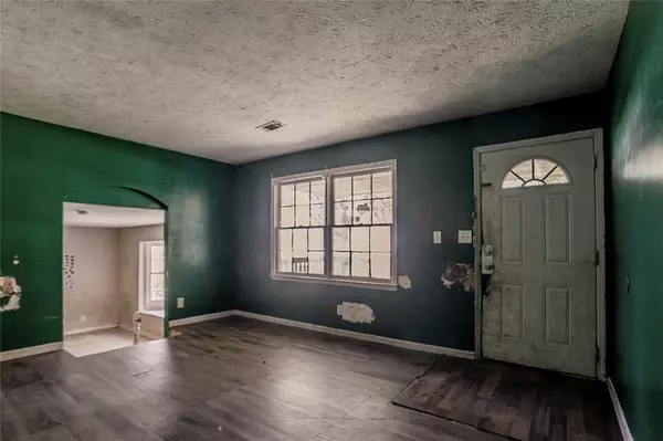 Conyers, GA 30094,926 Bell RD SE