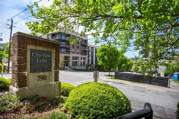 Atlanta, GA 30306,790 North AVE NE #209