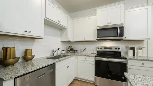 Atlanta, GA 30318,1392 Sweethshrub PL #29
