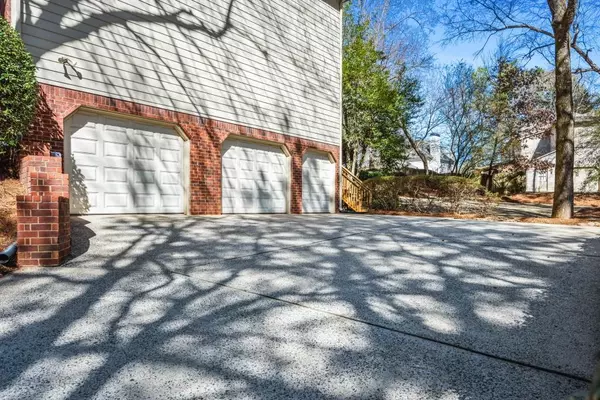 Roswell, GA 30075,4506 Westcliff TRCE NE