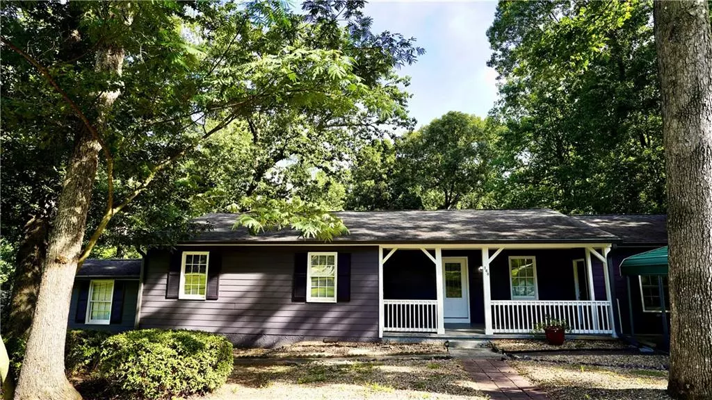 168 Park Place DR, Lawrenceville, GA 30046