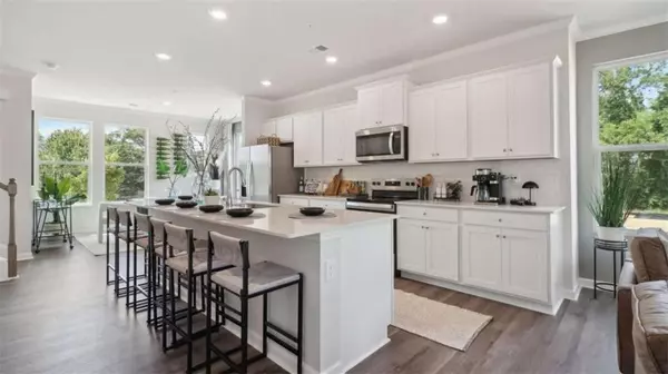 204 College CIR #1003, Atlanta, GA 30354