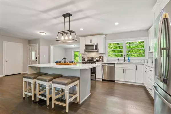 Atlanta, GA 30329,1507 Lively Ridge RD