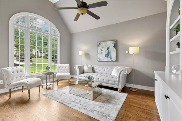 Alpharetta, GA 30005,5105 Deerlake DR