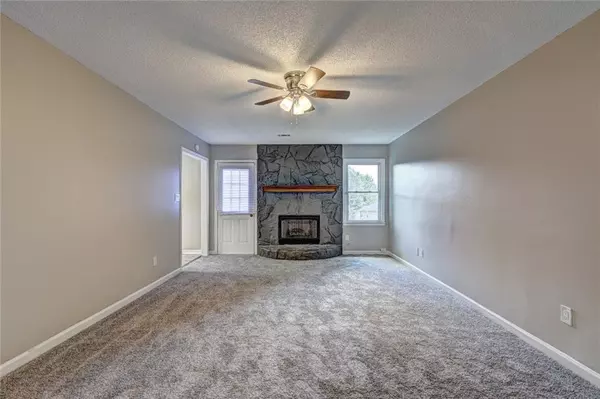 Lithonia, GA 30058,821 Shore DR