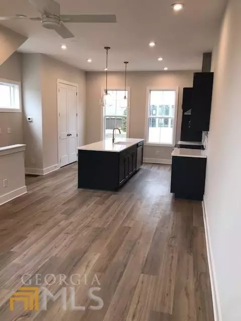 Atlanta, GA 30315,60 Adore CT
