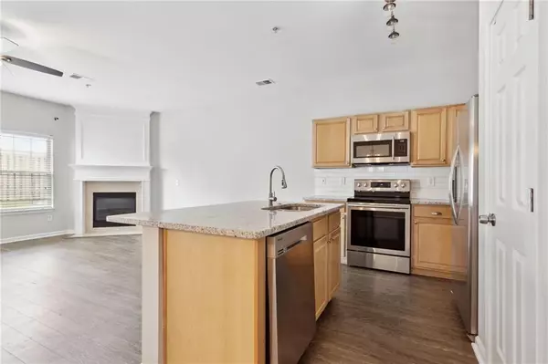 Cumming, GA 30040,372 Azalea CIR