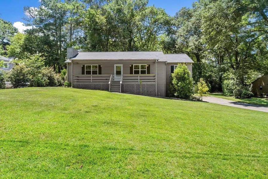 4035 Thames DR NE, Kennesaw, GA 30144