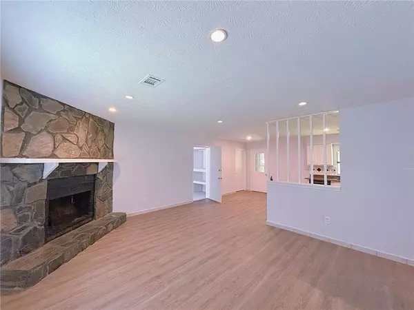 Norcross, GA 30093,1322 Gladiator DR