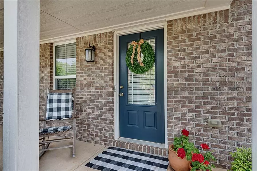 5437 Blossom Brook DR, Sugar Hill, GA 30518