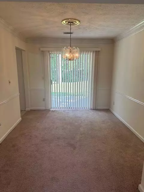 Lithonia, GA 30058,851 Shore DR