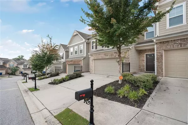 Atlanta, GA 30336,5481 Cascade RDG SW