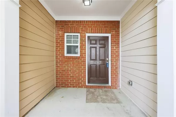 Woodstock, GA 30188,607 Tall Timbers