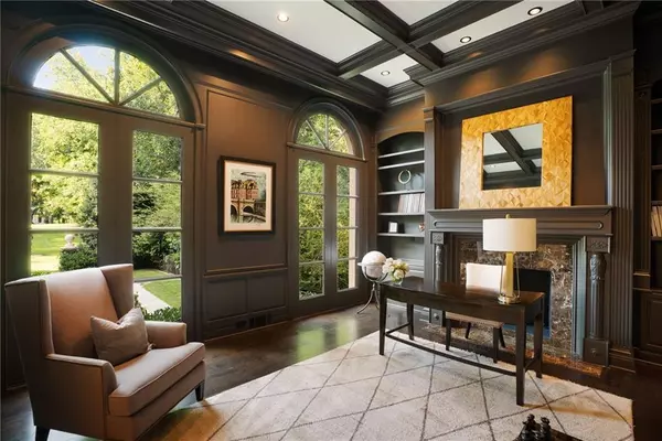 Atlanta, GA 30327,1240 Mount Paran RD NW