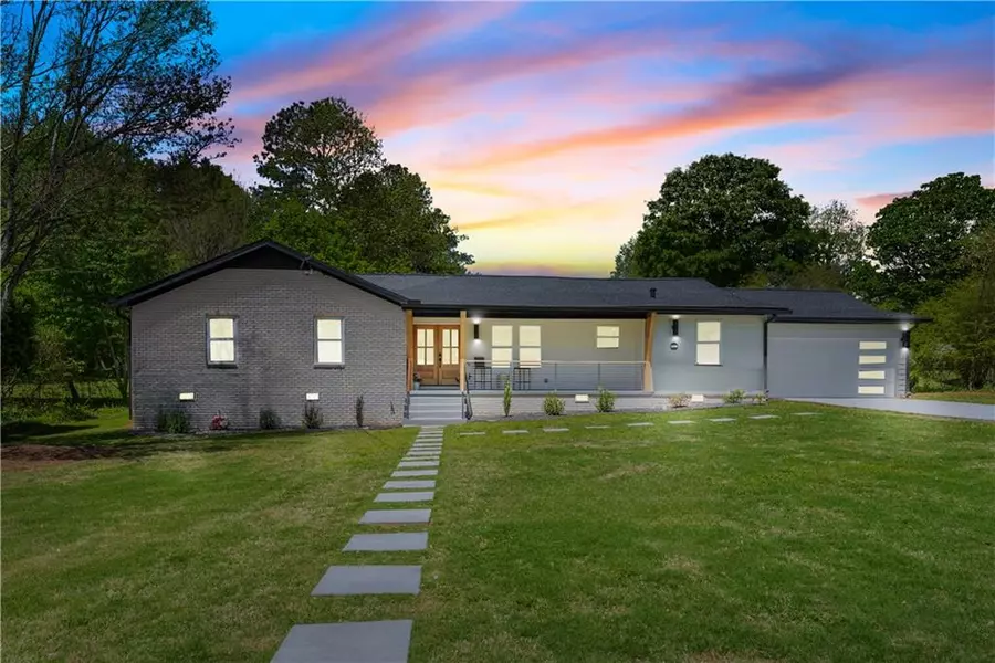 5036 Chestnut Forest LN, Dunwoody, GA 30360