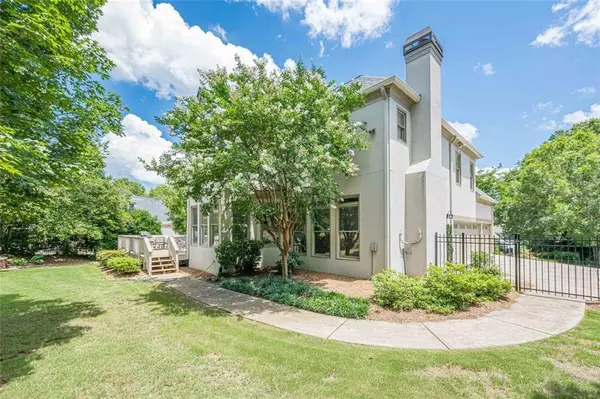 Suwanee, GA 30024,5825 LAUREL OAK DR