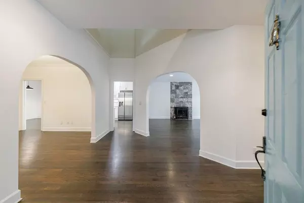 Atlanta, GA 30305,3491 Roswell RD NE #E